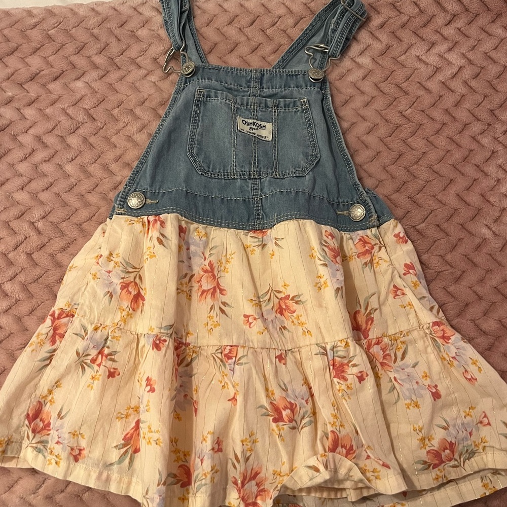 Cute floral overall dress from Oshkosh , Size:3T